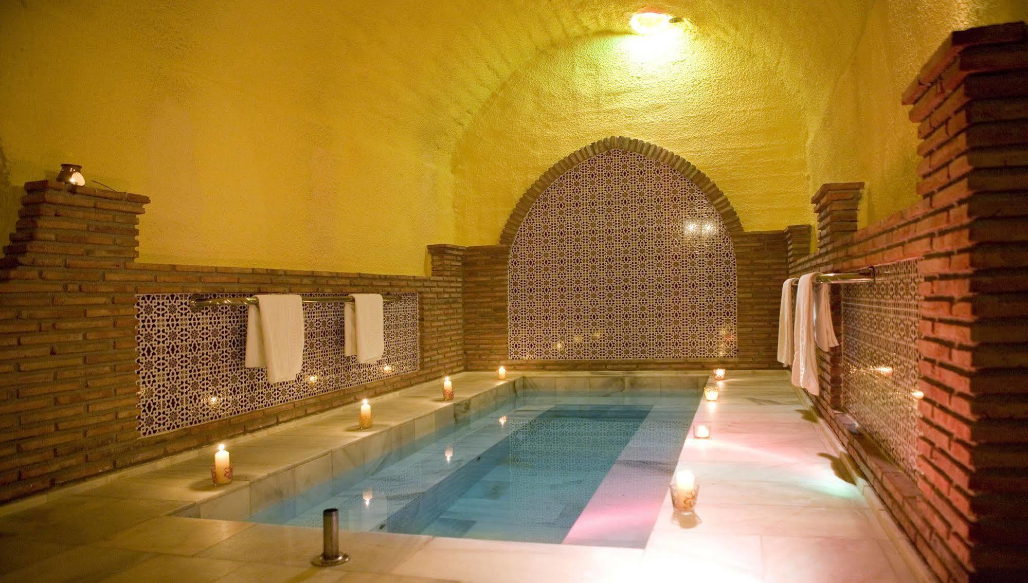 Cuevas Hammam Abuelo Jose Purullena Exterior foto
